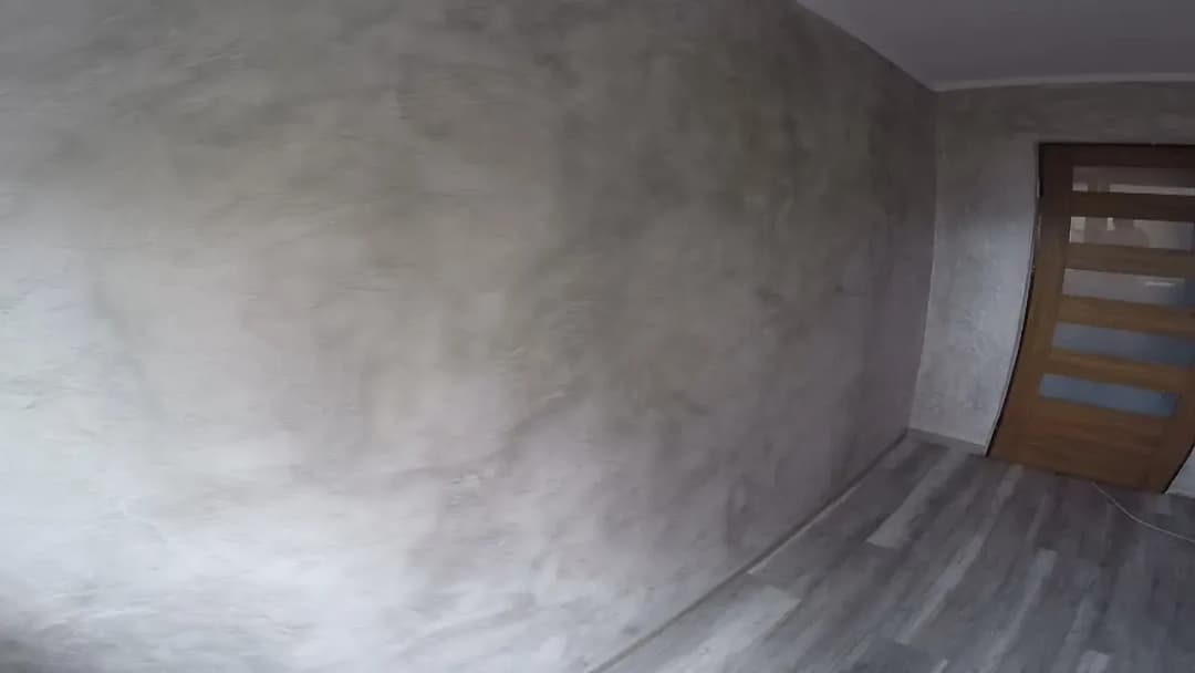 Jak zrobić tynk dekoracyjny z gipsu - proste kroki i cenne wskazówki